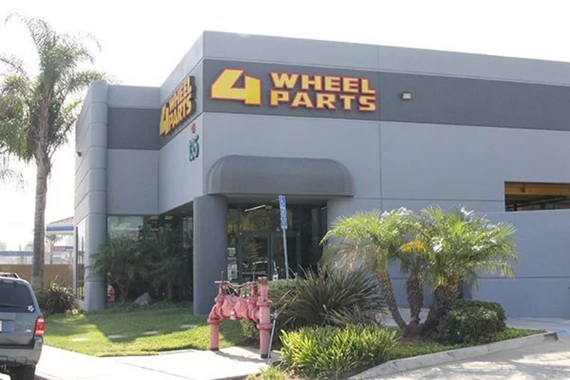 4 WHEEL PARTS EL CAJON Currie 4x4